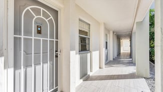 4370 Chatham Dr Unit 104, Longboat Key, FL 34228