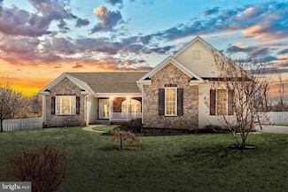 1718 Fountain Rock Dr, Dover, PA 17315