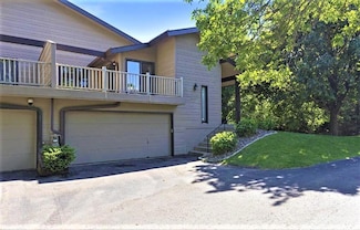 14720 Southampton Dr, Burnsville, MN 55306