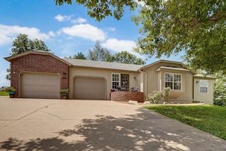 232 Shady Acres Cir, Nixa, MO 65714