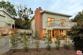 2052 Cerro Gordo St, Los Angeles, CA 90039