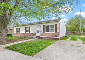 144 Court St, Mount Clemens, MI 48043