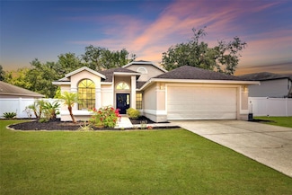 4302 Longfellow Dr, Plant City, FL 33566