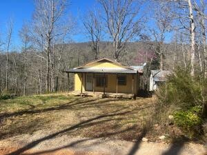 2724 Nc 6370, Mount Judea, AR 72655