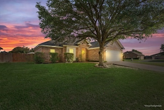 10285 Peony Ln, Waco, TX 76708