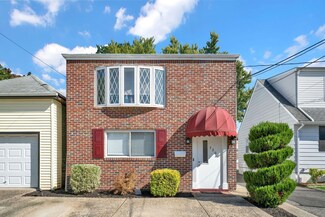 720 8th St, Secaucus, NJ 07094