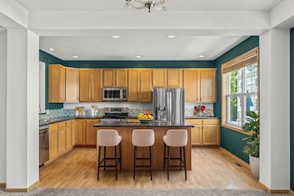 1671 Village Trail E Unit 2, Maplewood, MN 55109