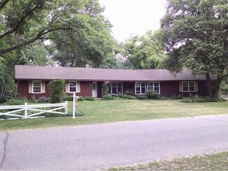 16650 Upper 5th St N, Lakeland, MN 55043