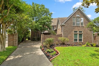 33 Inverness Park Way, Houston, TX 77055