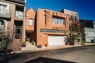 109 Sage Rd, Houston, TX 77056