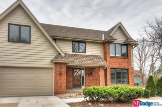 16325 Hamilton Cir, Omaha, NE 68118