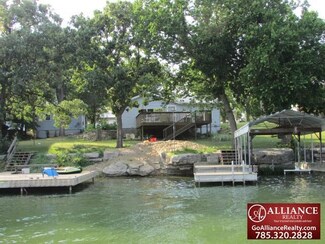 17 Rocky Ledge Dr, Alma, KS 66401