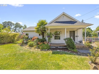 119 N Harrison St, Newberg, OR 97132