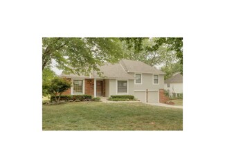 740 W 121st St, Kansas City, MO 64145