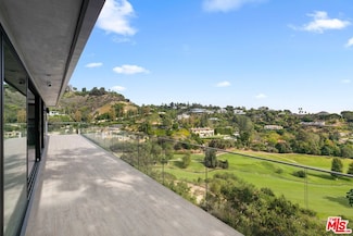 11010 Chalon Rd, Los Angeles, CA 90077