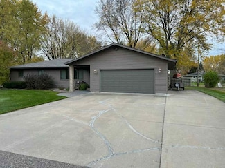 1316 E 18th St, Marshfield, WI 54449