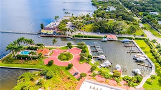 1529 NE Outrigger Landings Dr Unit 304, Jensen Beach, FL 34957