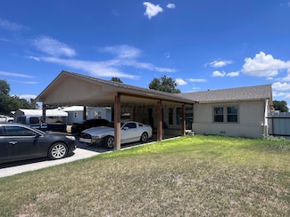 406 E Chicago St, Muleshoe, TX 79347