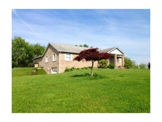 214 Locust Rd, Waynesburg, PA 15370