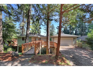 4665 Manzanita St, Eugene, OR 97405