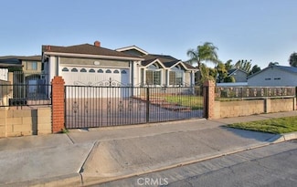 17252 Apel Ln, Huntington Beach, CA 92649
