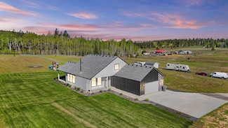 32715 N Elk Chattaroy Rd, Chattaroy, WA 99003