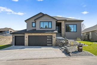 11208 E Rimrock Ln, Spokane, WA 99206