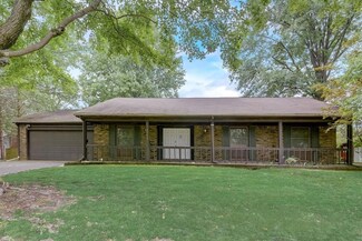 6796 Azalea Dr, Indianapolis, IN 46214