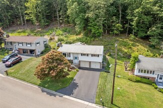 1504 Drexel Dr, Vestal, NY 13850