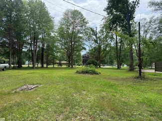 6330 Holland St, Algonac, MI 48001