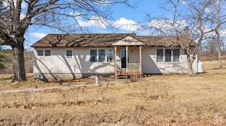 401 Bushnell Rd, Chatham, NY 12037