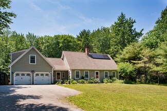 12 Stonebridge Cir, Newcastle, ME 04553