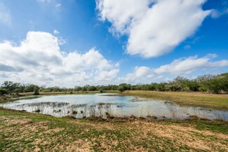 16297 Texas 111, Yoakum, TX 77995