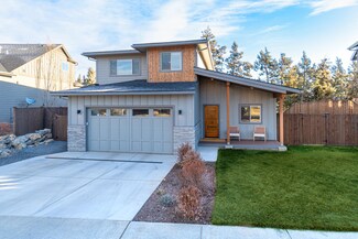 63132 Pikes Ct, Bend, OR 97701