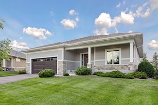 5174 Sundial Ln, Saint Paul, MN 55129