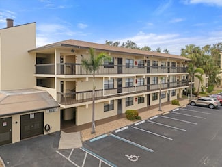 305 30th Ave W Unit A208, Bradenton, FL 34205