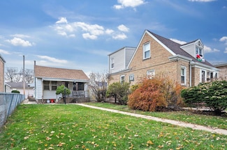 3316 N Paris Ave, Chicago, IL 60634