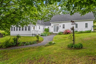 507 Ford Quint Rd, North Berwick, ME 03906