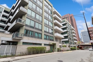 660 W Wayman St Unit 701, Chicago, IL 60661