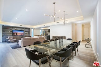 6066 Saturn St, Los Angeles, CA 90035