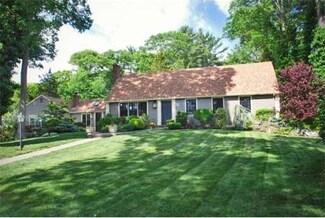 2 Bound Brook Ln, Cohasset, MA 02025