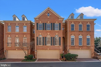 722 Hawkins Way, Alexandria, VA 22314