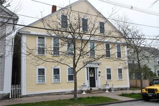 126 W Main St, North Kingstown, RI 02852