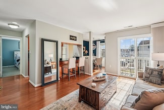 116 Westwick Ct Unit 3, Sterling, VA 20165