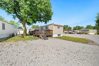 265 S Meachem Rd Unit 24, Port Clinton, OH 43452