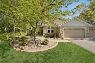 17300 Tilia Ridge, Eden Prairie, MN 55347