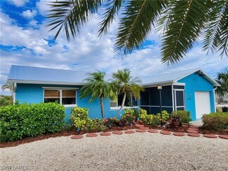 16060 Porto Bello St, Bokeelia, FL 33922