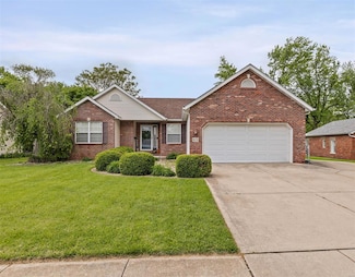 623 Summit Ave, Collinsville, IL 62234