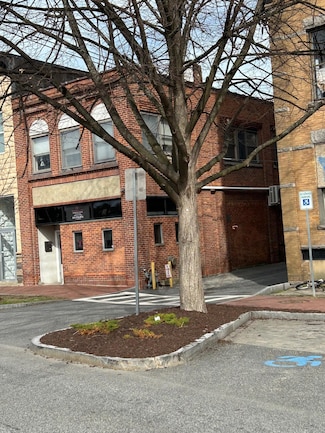 11 Center St, Middletown, NY 10940