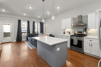 338 Meridian St Unit 2, Boston, MA 02128